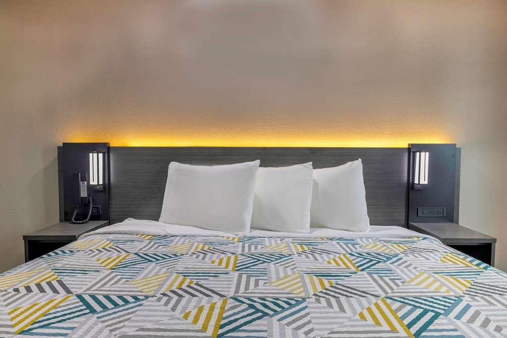 Motel 6-Fort Worth, Tx - Burleson الغرفة الصورة