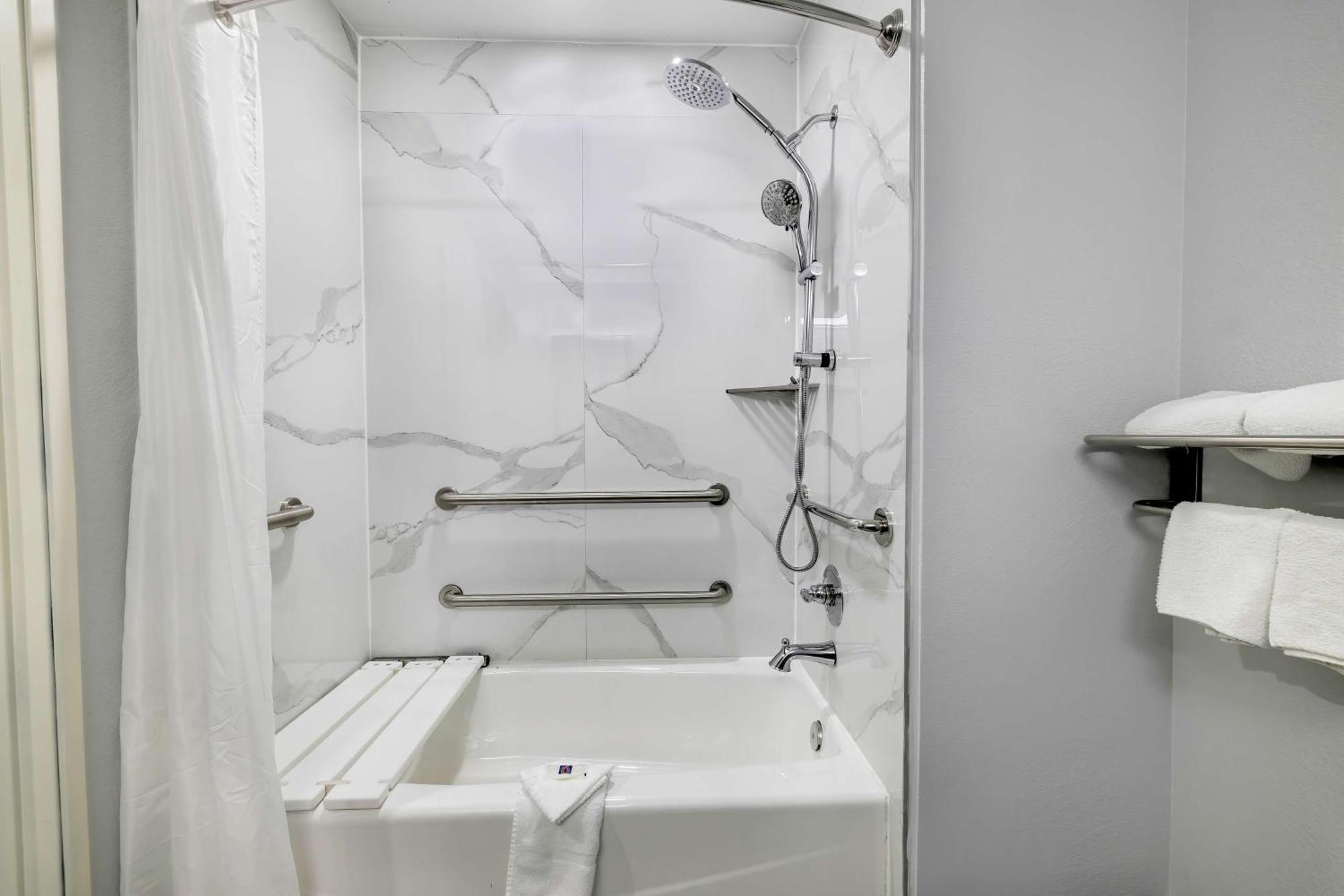 Motel 6-Fort Worth, Tx - Burleson المظهر الخارجي الصورة